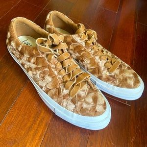 Ox Golf Le Fleur Quilted Velvet Brown Sugar
